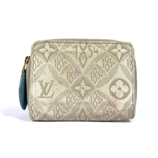 StrapStory - Wristlet 765