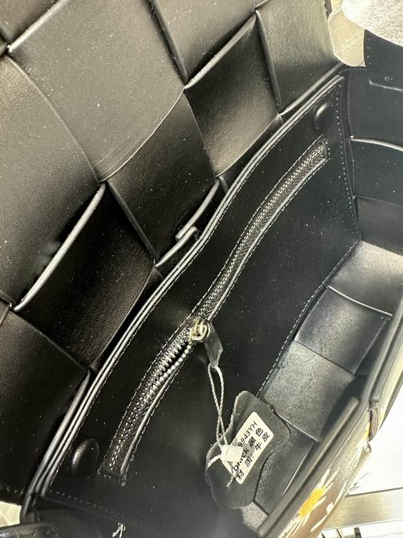 BTVA-Bags - Strap Story - 212