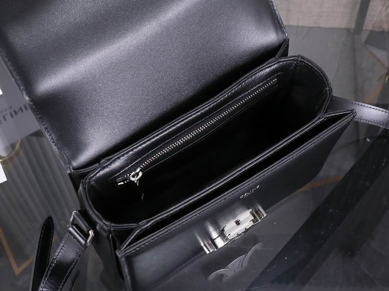 CLNE-Bags - Strap Story - 030