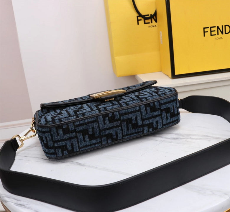 FDNI-Bags - Strap Story - 555