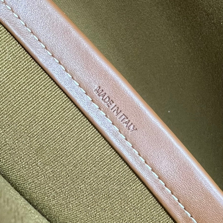 CLNE-Bags - Strap Story - 585