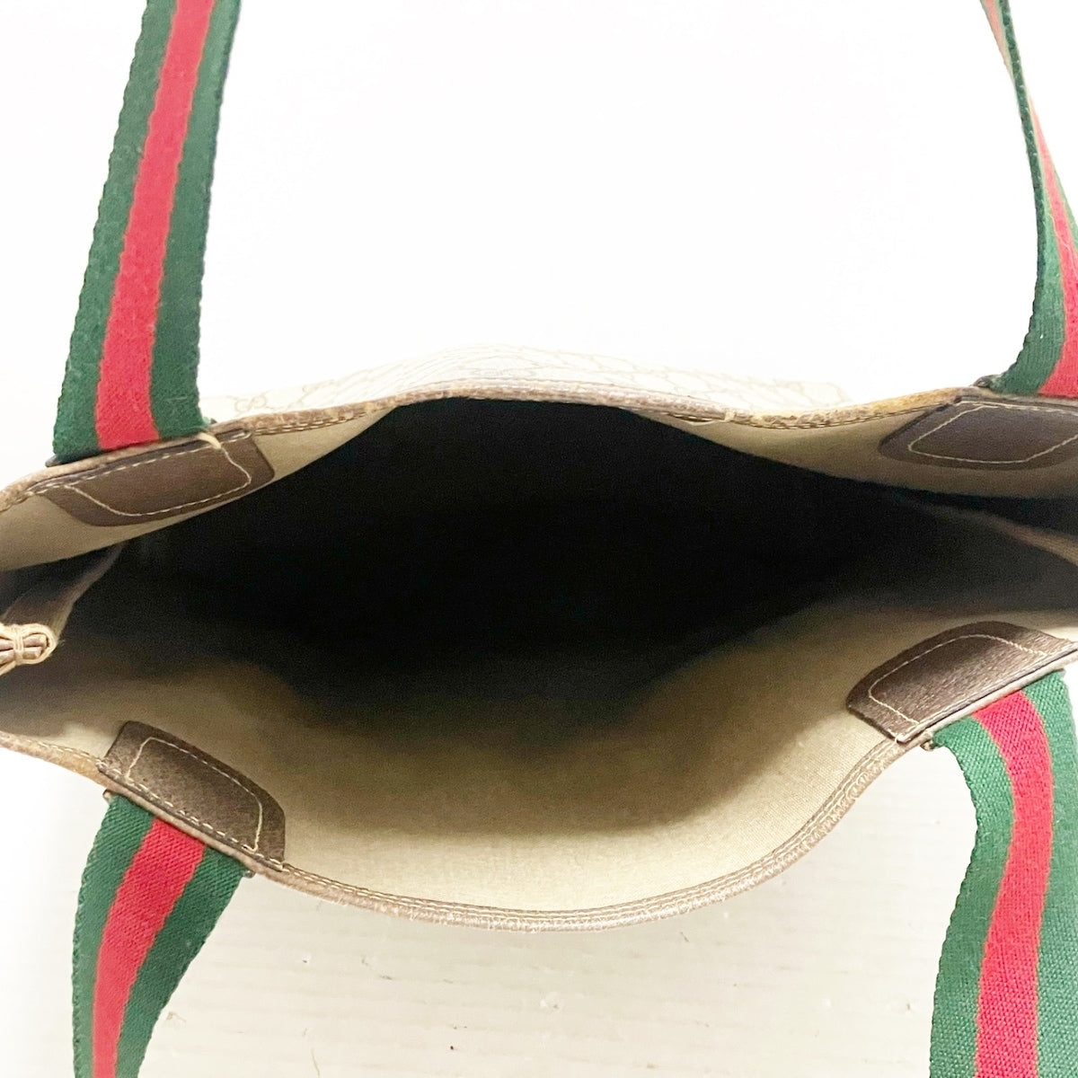 StrapStory - Tote Bag 2550
