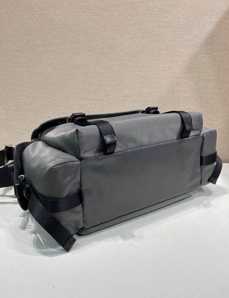 PRD-Bags - Strap Story - 1954