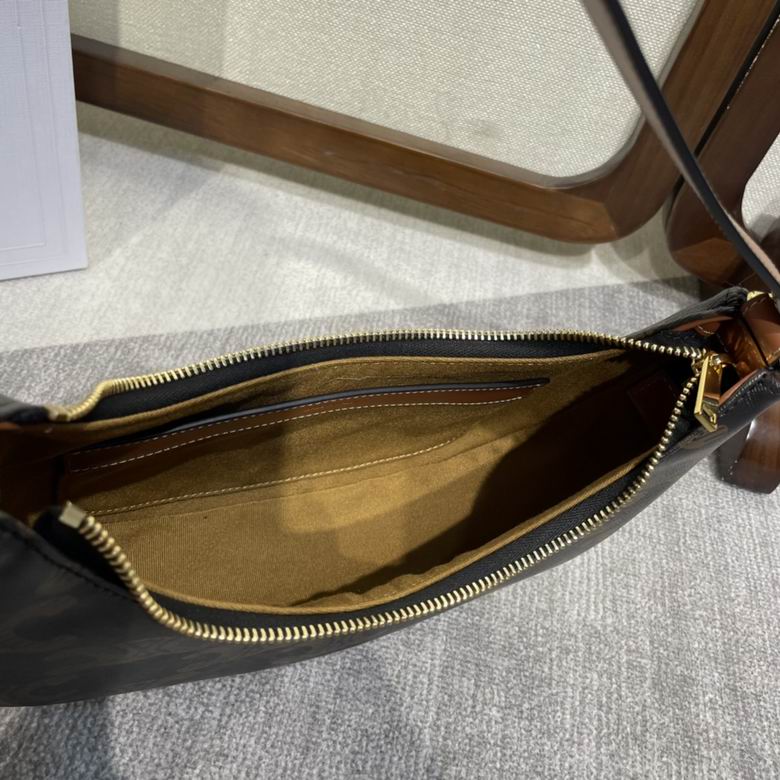 CLNE-Bags - Strap Story - 250