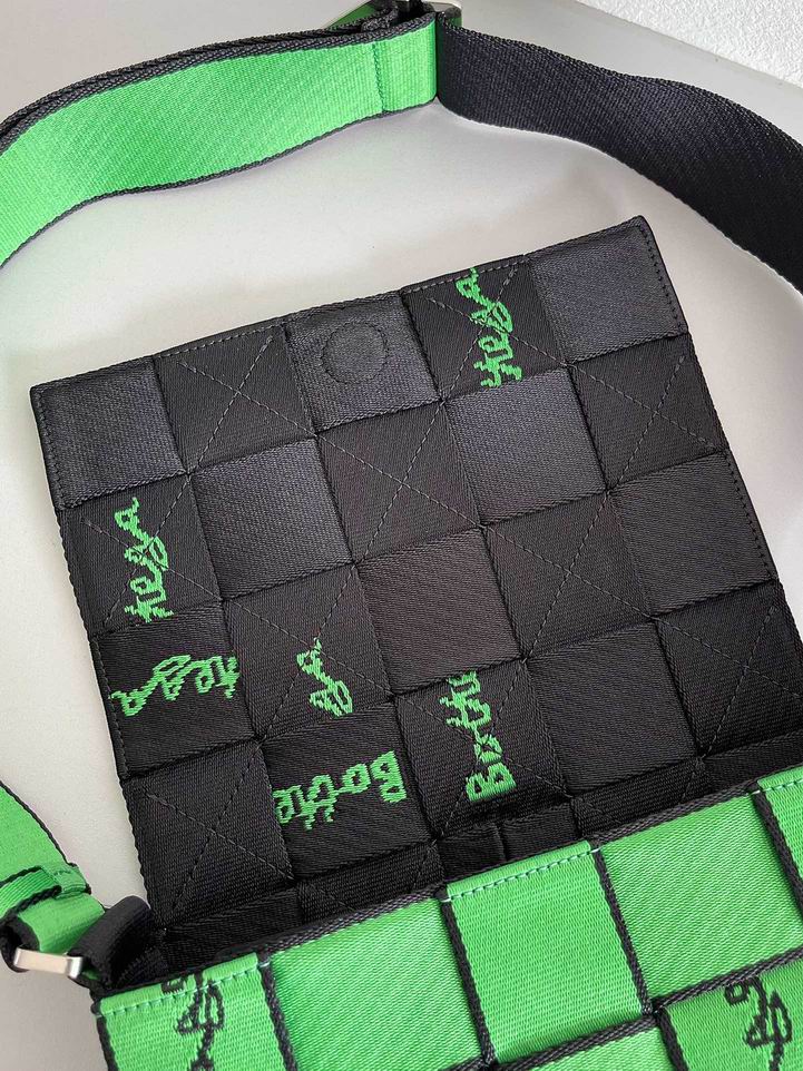 BTVA-Bags - Strap Story - 206