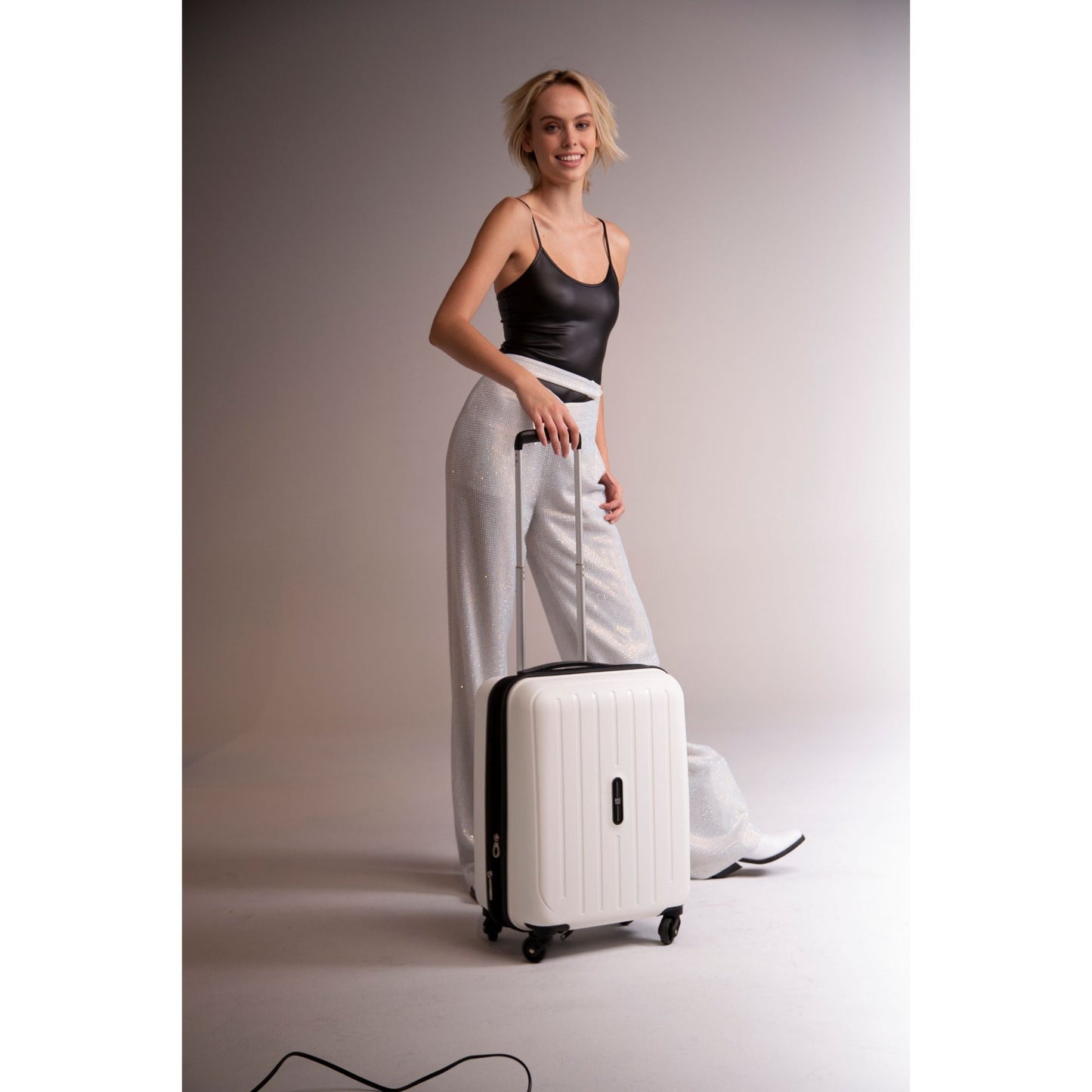 StrapStory - Suitcase 105