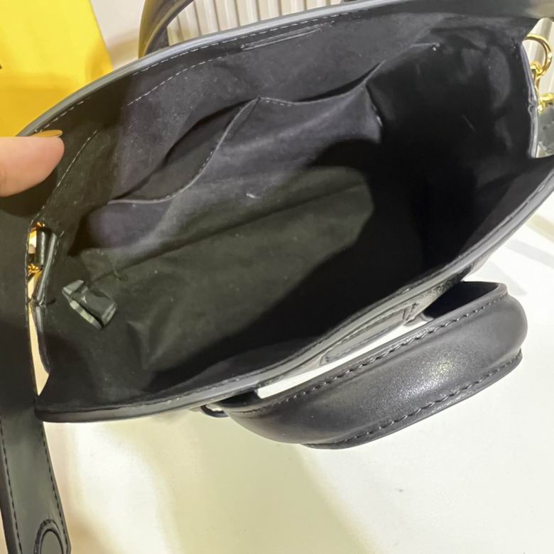 FDNI-Bags - Strap Story - 097