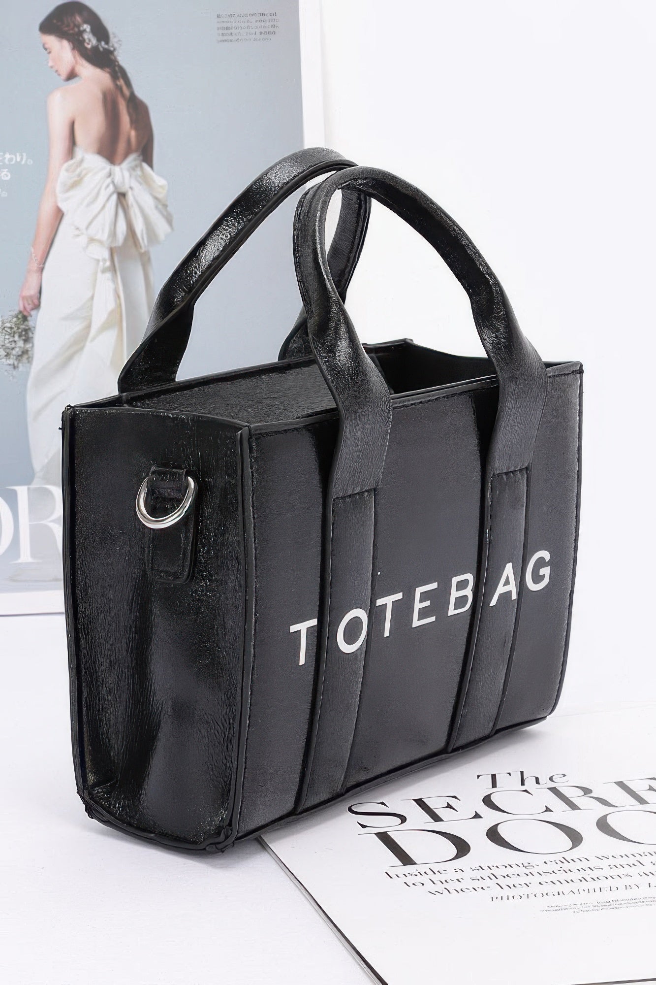 StrapStory - Tote Bag 880