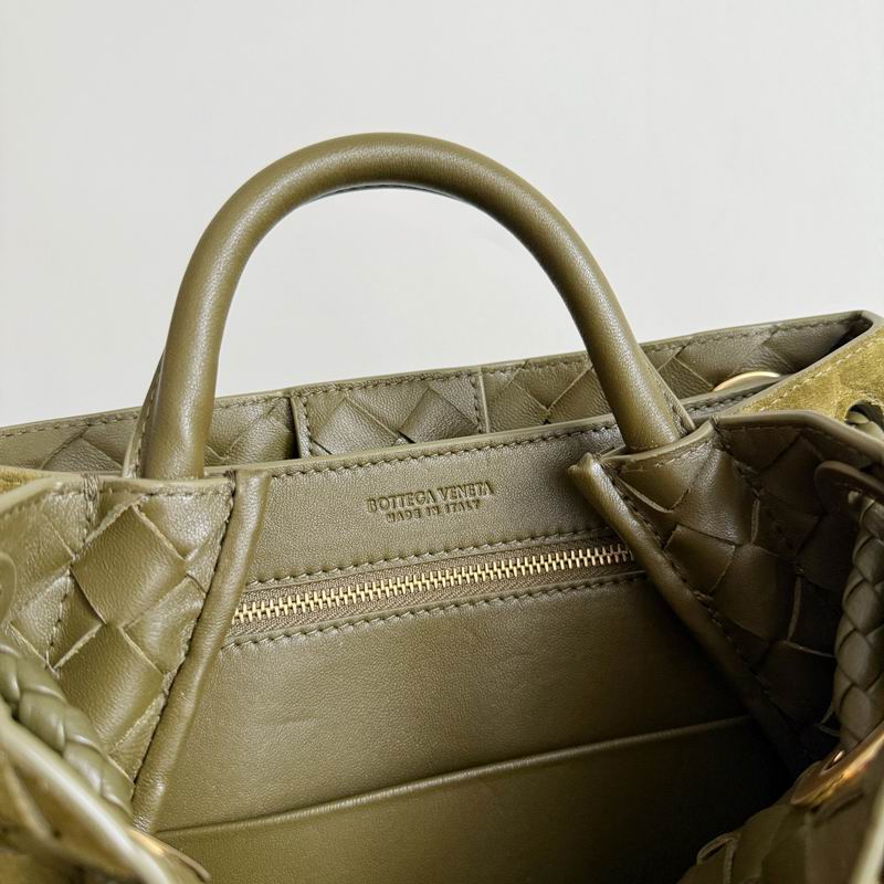 BTVA-Bags - Strap Story - 350