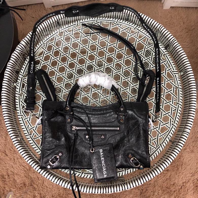 BLGA-Bags - Strap Story - 380