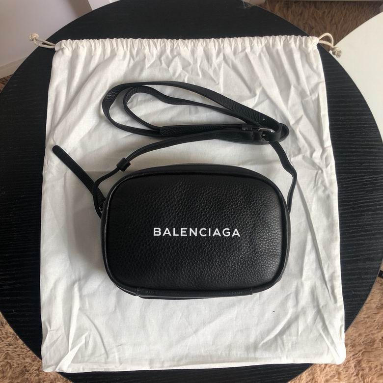 BLGA-Bags - Strap Story - 054
