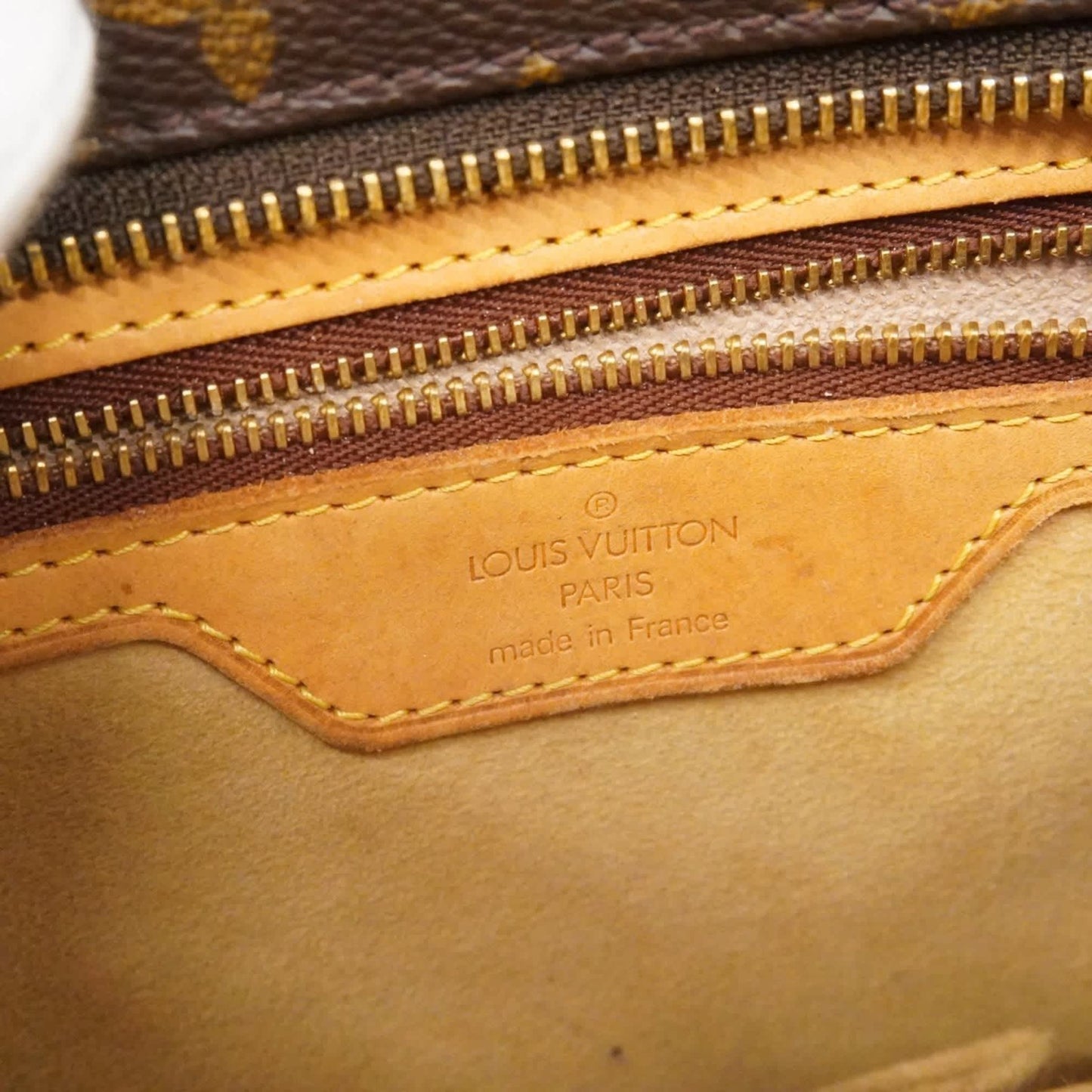 StrapStory - Tote Bag 4310