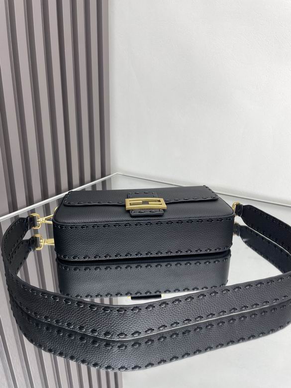 FDNI-Bags - Strap Story - 048