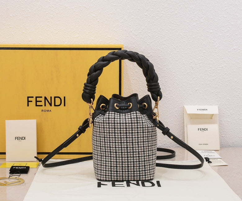 FDNI-Bags - Strap Story - 270