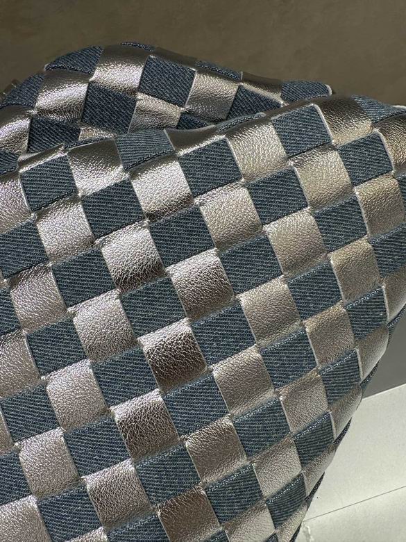 BTVA-Bags - Strap Story - 240