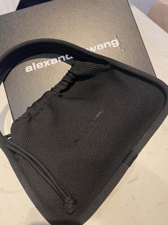 AXWG-Bag - Strap Story - 002
