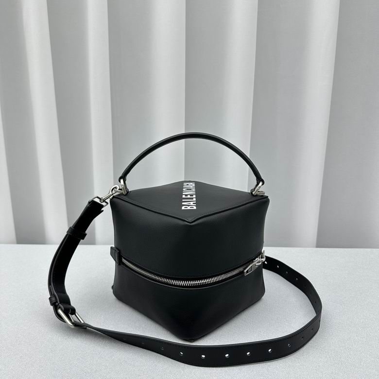 BLGA-Bags - Strap Story - 203