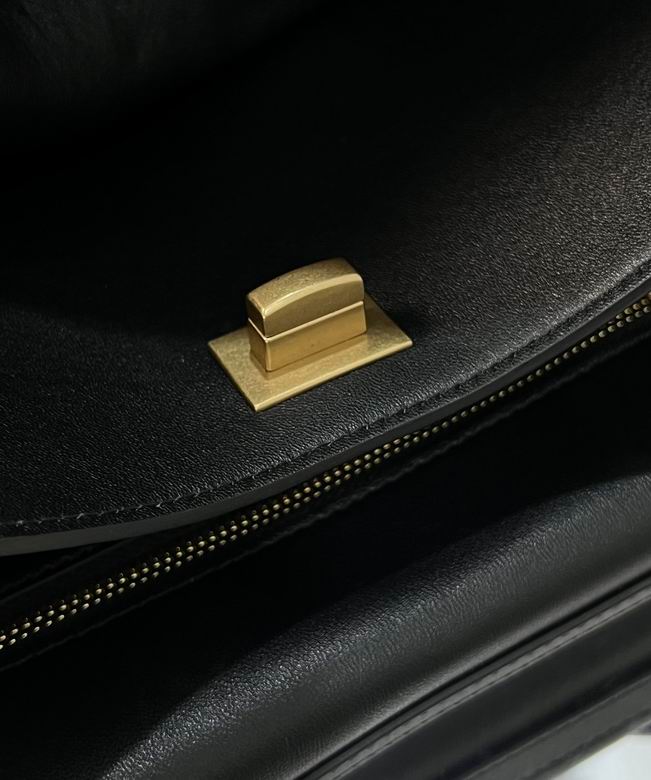 BLGA-Bags - Strap Story - 038