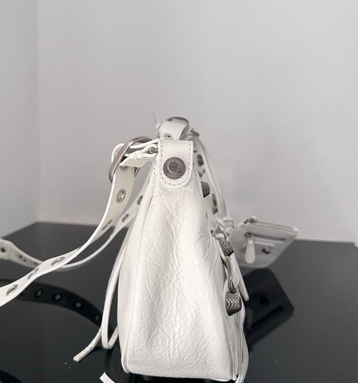 BLGA-Bags - Strap Story - 370