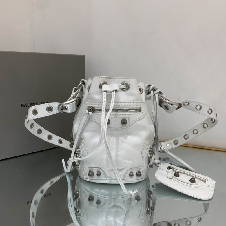 BLGA-Bags - Strap Story - 040