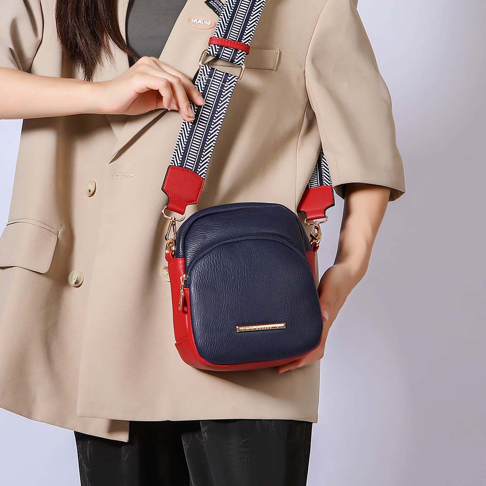 StrapStory - Crossbody 2415