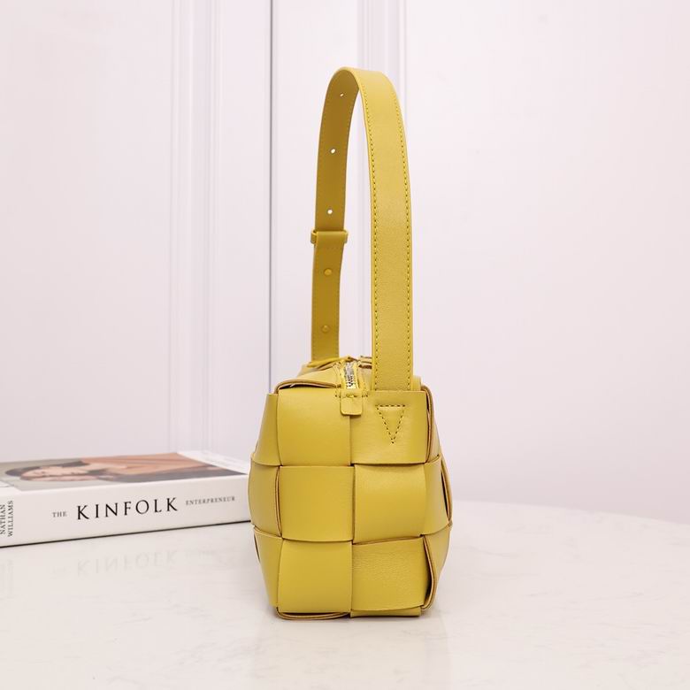 BTVA-Bags - Strap Story - 204
