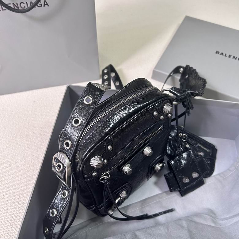 BLGA-Bags - Strap Story - 350