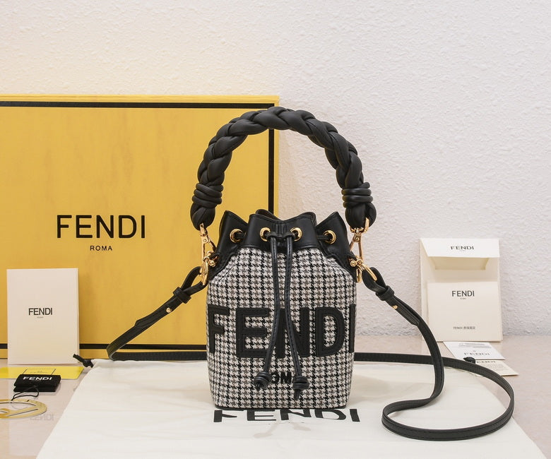 FDNI-Bags - Strap Story - 270