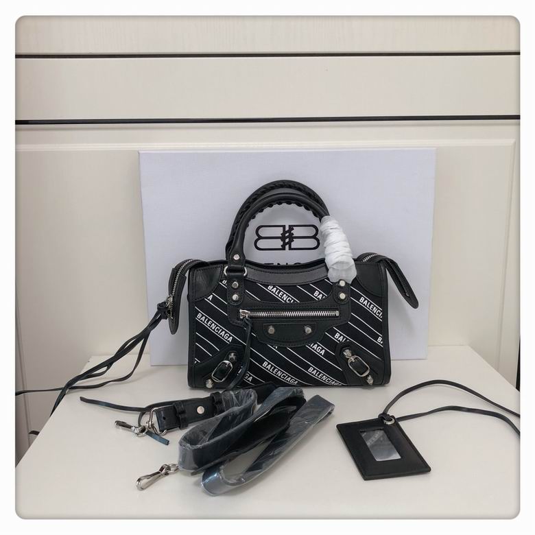 BLGA-Bags - Strap Story - 411