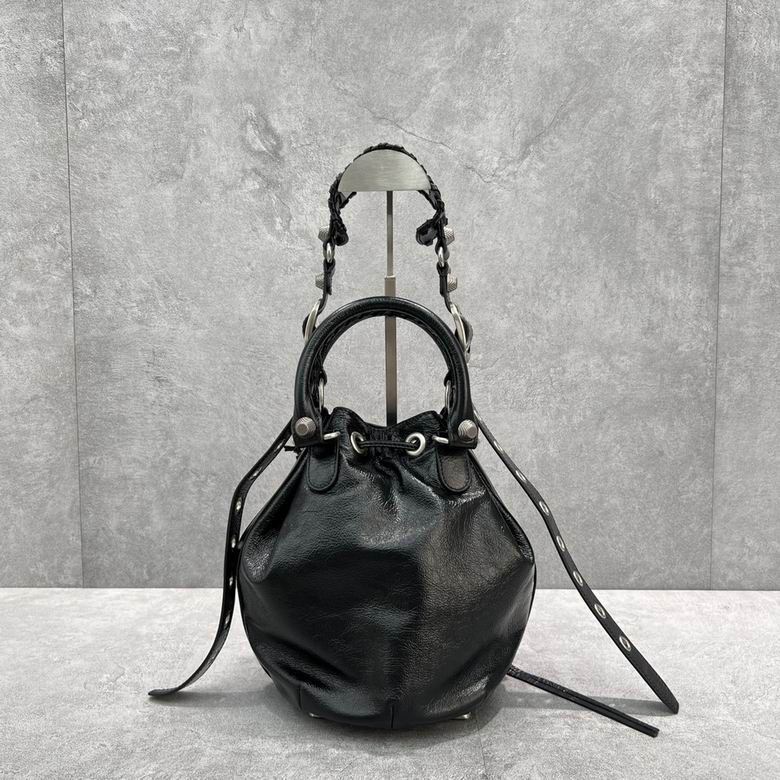 BLGA-Bags - Strap Story - 035