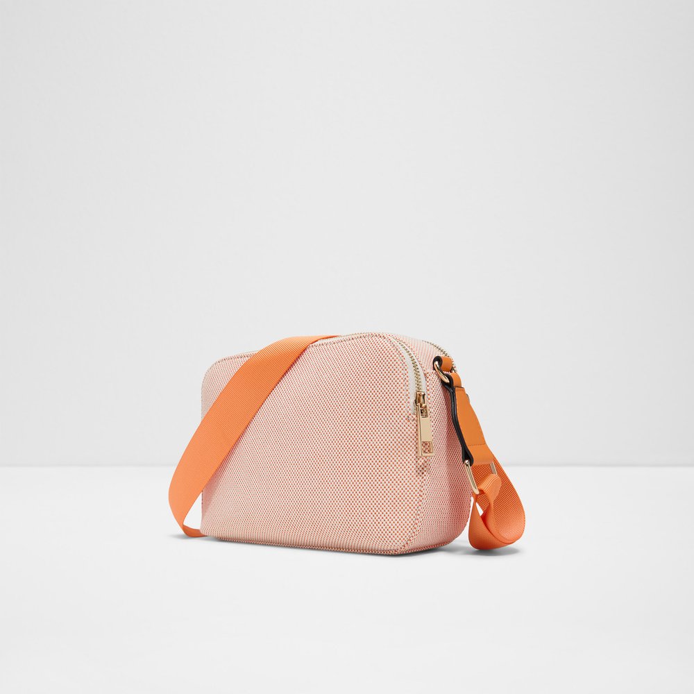 StrapStory - Crossbody 2007