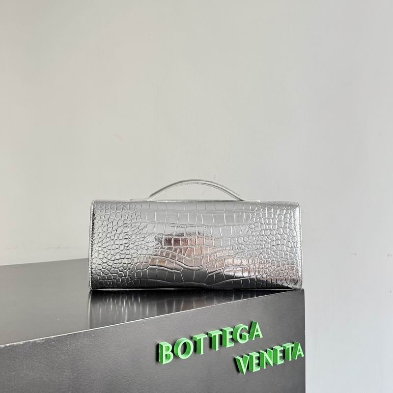 BTVA-Bags - Strap Story - 600