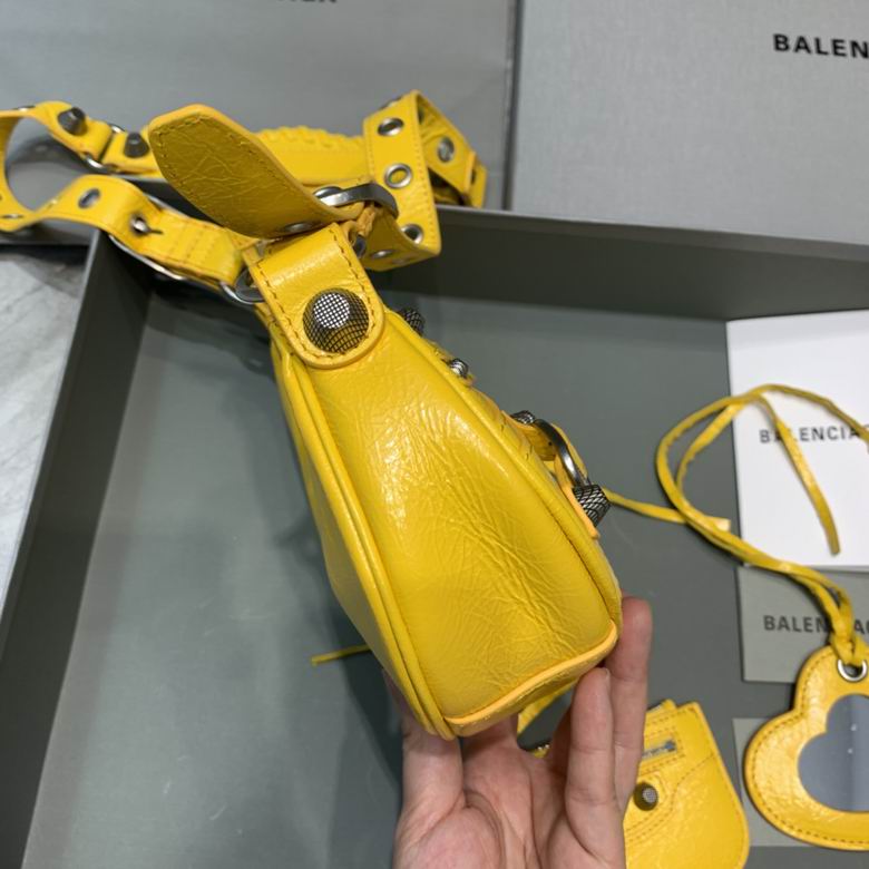 BLGA-Bags - Strap Story - 103