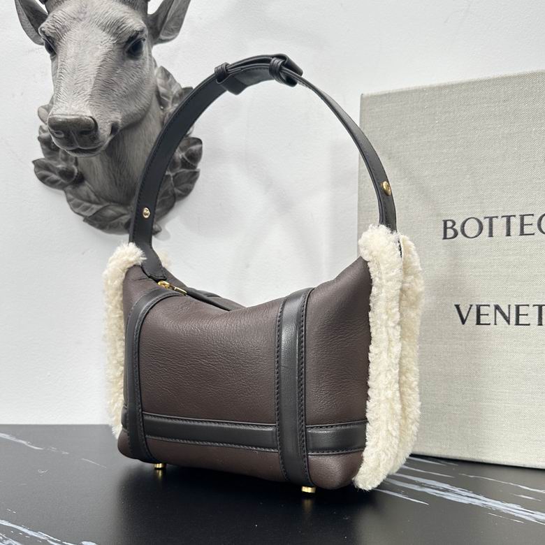 BTVA-Bags - Strap Story - 283