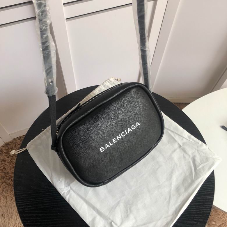 BLGA-Bags - Strap Story - 054
