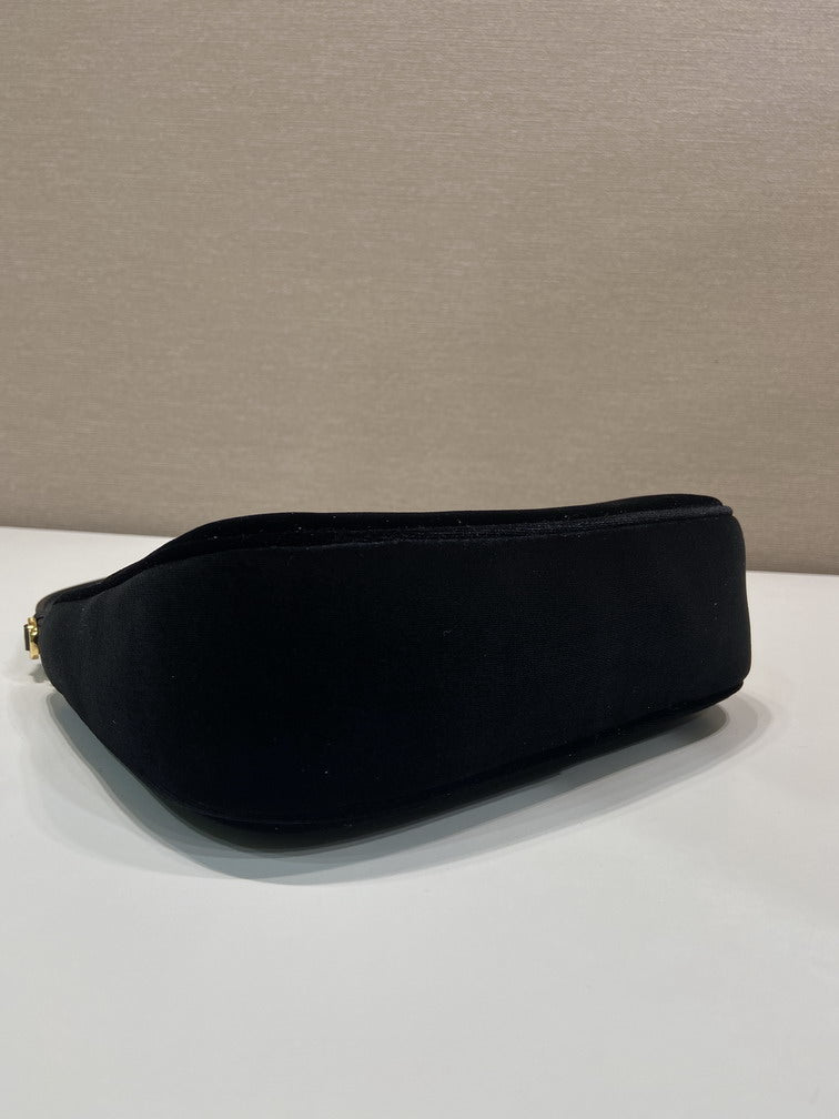 PRD-Bags - Strap Story - 1953