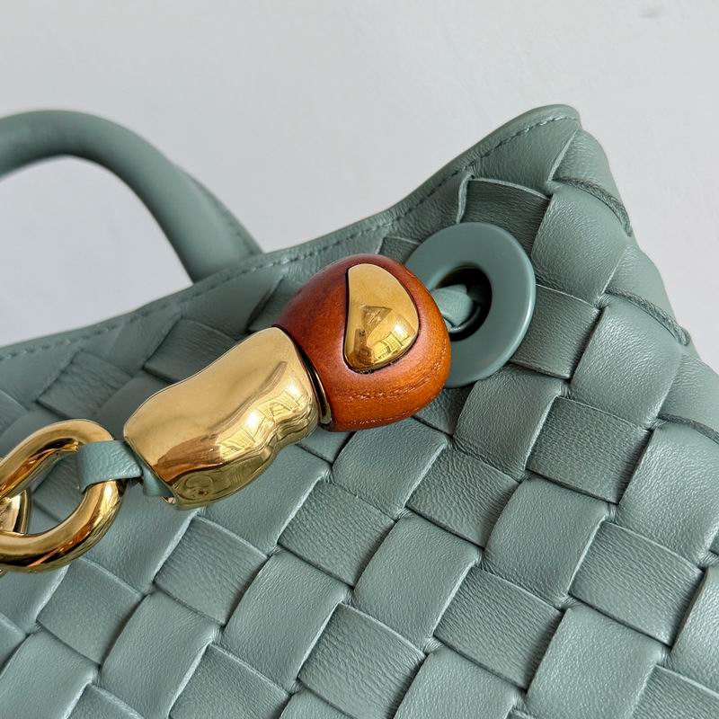 BTVA-Bags - Strap Story - 320