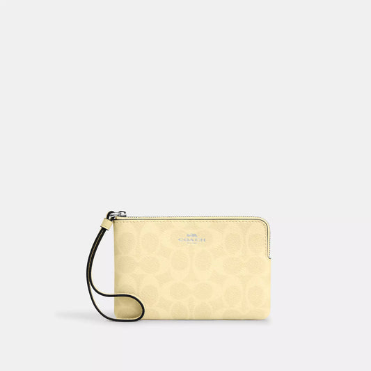 StrapStory - Wristlet 081