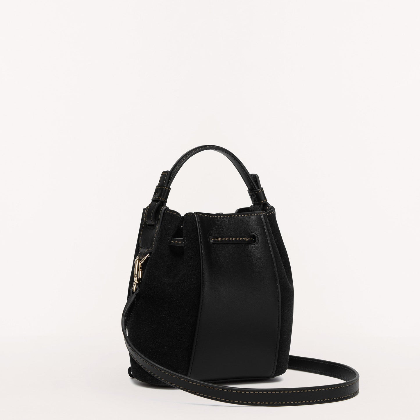 StrapStory - Bucket Bag 040