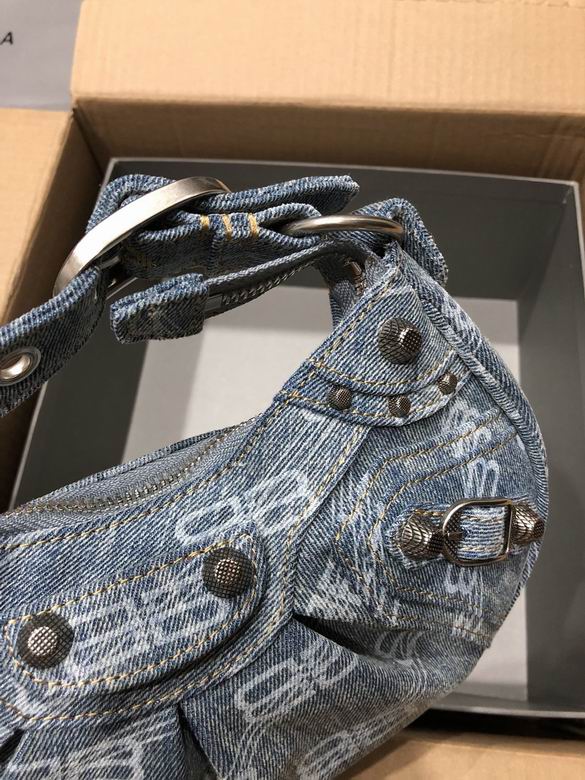 BLGA-Bags - Strap Story - 321