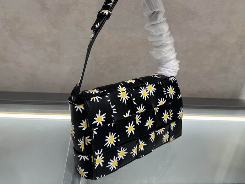 BTVA-Bags - Strap Story - 212