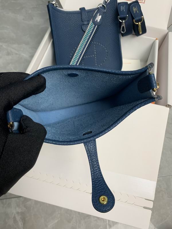 HMSM-Bags - Strap Story - 083