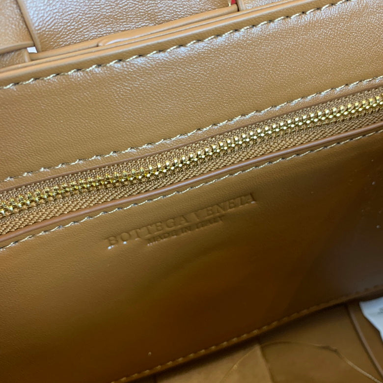 BTVA-Bags - Strap Story - 211