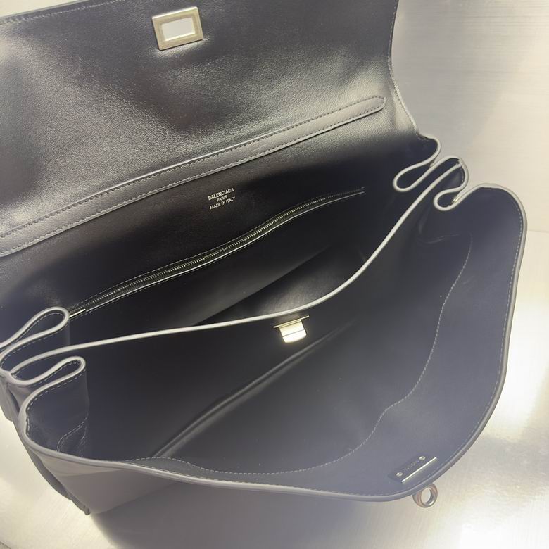 BLGA-Bags - Strap Story - 001