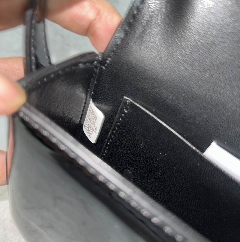 CLNE-Bags - Strap Story - 314