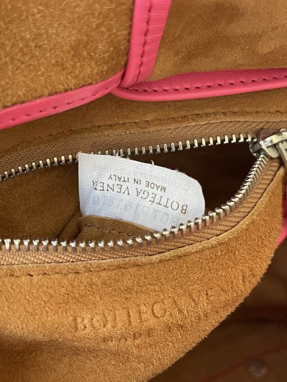 BTVA-Bags - Strap Story - 092