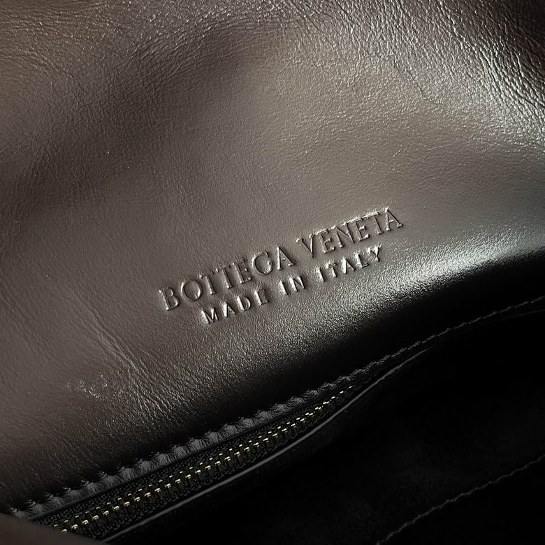 BTVA-Bags - Strap Story - 260