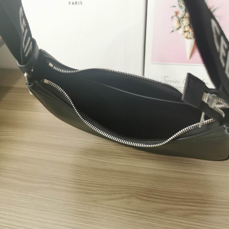 CLNE-Bags - Strap Story - 458