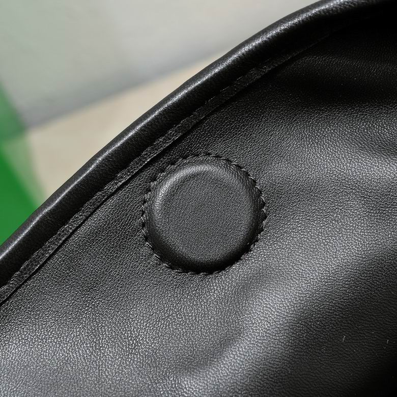 BTVA-Bags - Strap Story - 201