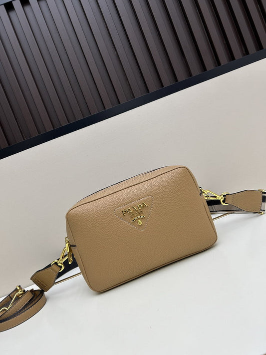 PRD-Bags - Strap Story - 1925